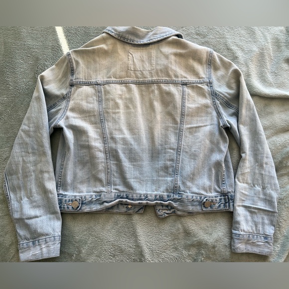 Denim Jacket - Light Wash - Picture 4 of 4
